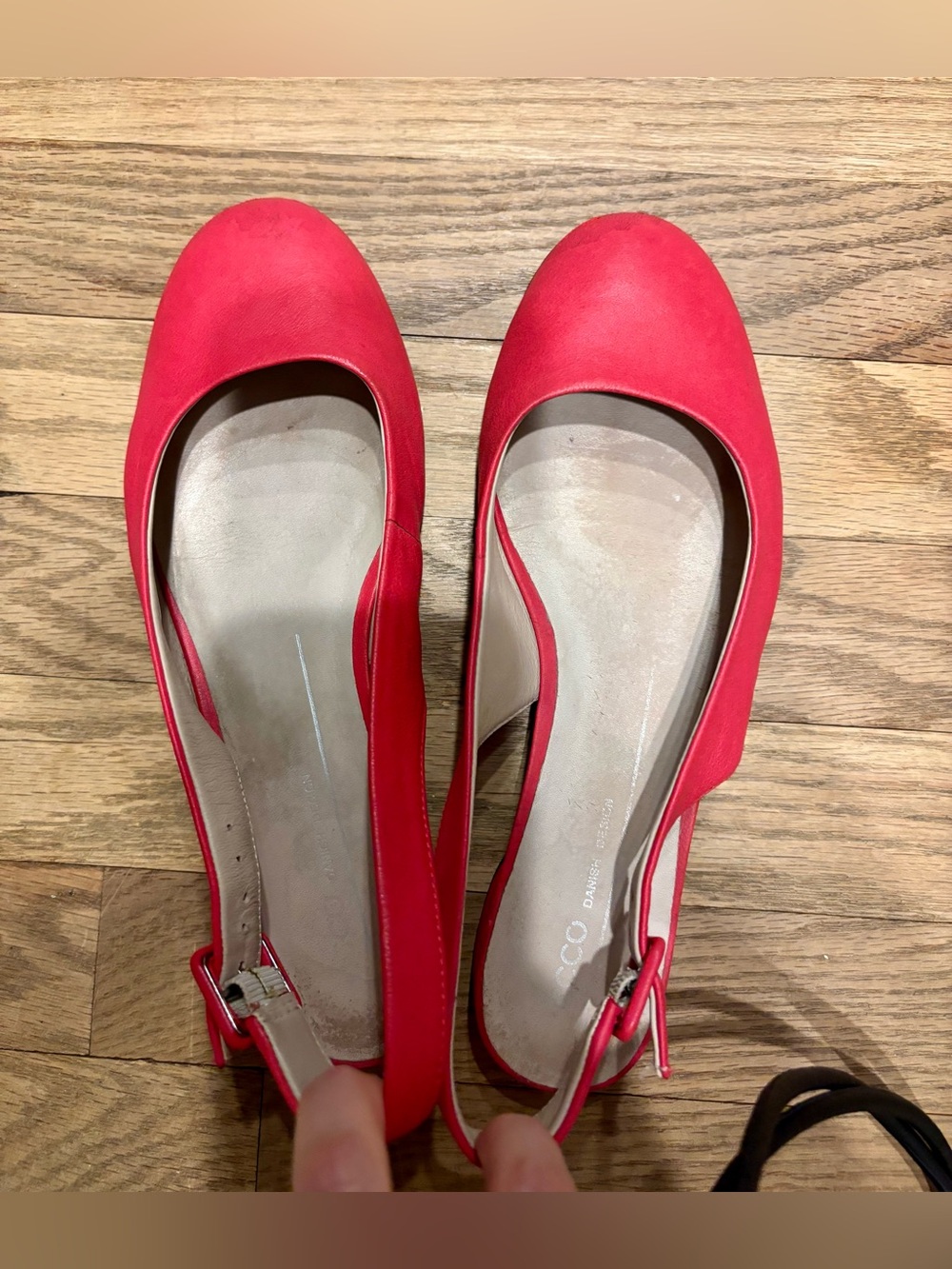 Ecco pink sandals